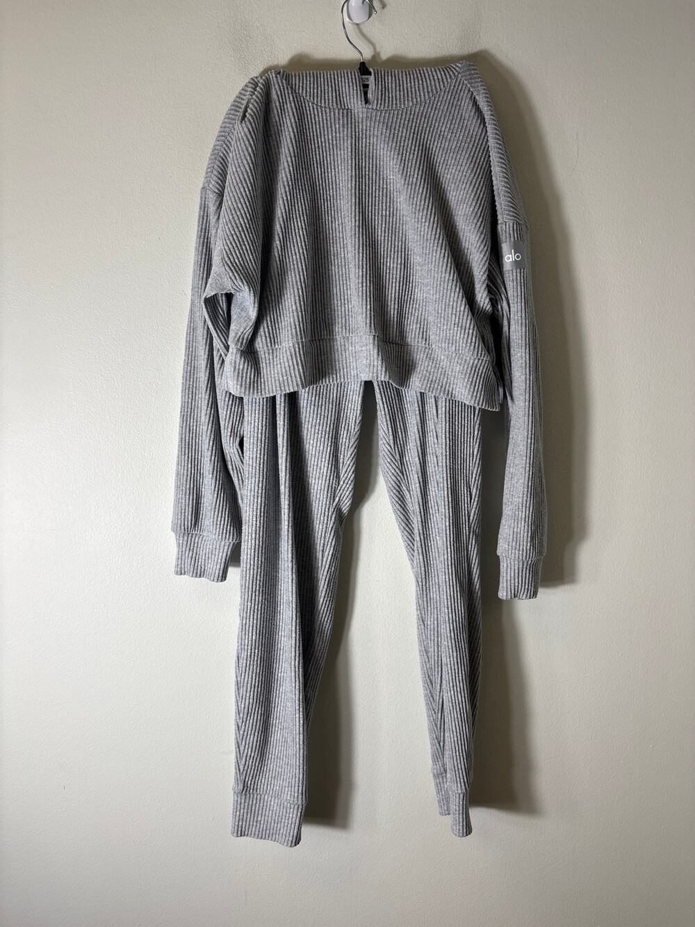 Alo Gray Ribbed Sweatsuit Sz M
